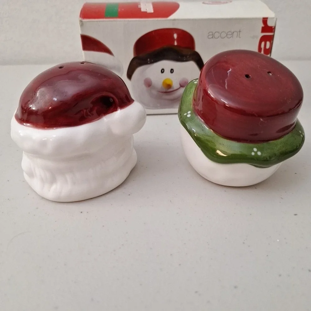 Vtg The Cellar Snowman Salt and Pepper Shakers Ceramic Christmas w/ Box